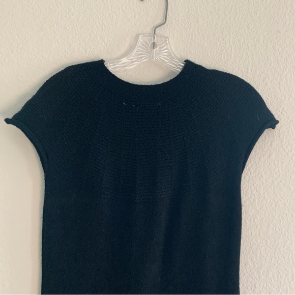 Metric Short Sleeve Scoop Neck Knit Tunic Top size Medium Black - Picture 5 of 10